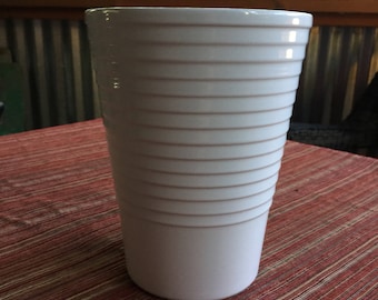 White Retro Vase, Retro White Vase, White Vase, Pottery White Vase, Deco White Vase, Deco White Planter ,Deco Vase, Ribbed White Vase