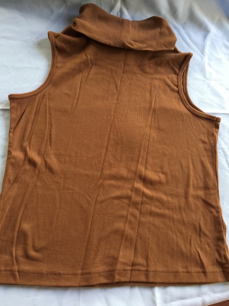 Brown Turtleneck Brown Top Brown Shell Sleeveless Knit Top Brown Knit Top Brown Sleeveless Top Sleeveless Sweater Brown Sweater Top