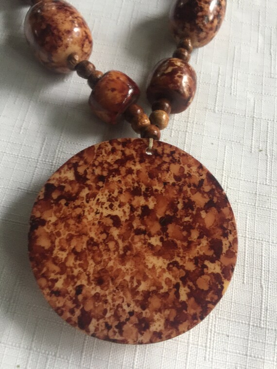 Brown Necklace, Big Brown Necklace, Big Brown Pen… - image 3