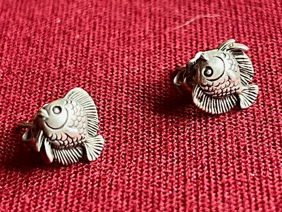 Tiny Fish Stud, Tiny Fish Earring, Silver Fish St… - image 4