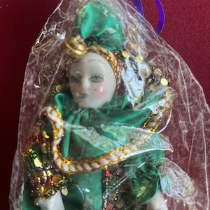 Mardi Gras Doll, Harlequin Doll, Porcelain Doll, Jester Doll, Harlequin, Decorative Doll, Jester, Ceramic Doll, Magnet Doll, Clown Doll