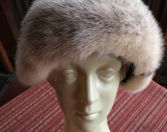 Retro Fur Hat, Retro Winter Hat, New York Hat, Winter Fur Hat, Mink Hat, White Fur Hat, Fur Hat, Fifth Avenue Hat, Winter Hat, Fuzzy Hat