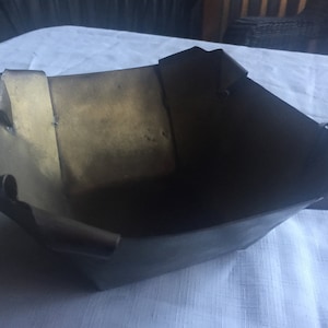 Metal Bowl, Fruit Bowl, Metal Basket, Metal Centerpiece, Bronze Basket, Basket Centerpiece, Metal Basket, Bronze Bowl, Centerpiece Bowl