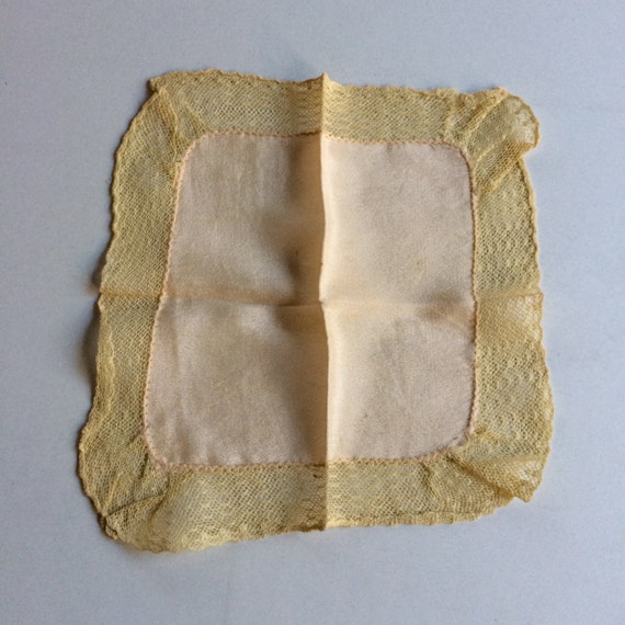 Wedding Hankie, Antique Hankie, Dainty Hankie, Lac