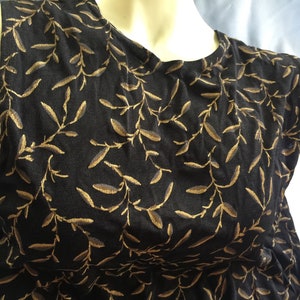 Black Gold Top, Sleeveless Black Top, Sleeveless Top, Black Shell Top, Black Top, Sleeveless 90s Top, Black Print Top, Black Print Blouse