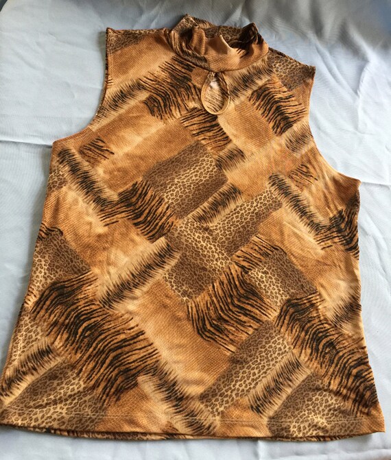 Brown Top, Sleeveless Brown Top, Brown Print Top,… - image 3