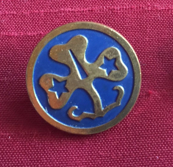 Girl Scout Pin, Brownie Pin, Girl Scout Badge, GI… - image 2