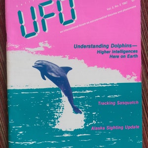 Paranormal Book, UFO Magazine, UFO Book, Whitley Strieber, Flying UFO, Extraterrestrial, Flying Saucer, Unexplained Phenomena, 90s Magazine