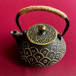 Cast Iron Teapot, Japan Teapot, Metal Teapot, Iron Teapot, Cast Iron Kettle, Asian Decor, Tea Kettle, Japan Tea Kettle, Iron Tea Kettle