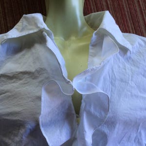 Sarah B Studio, White Ruffle Shirt, Ruffle Top, White XL Top, White Ruffle Blouse, XL White Blouse, White Top, Ruffle Top, Sz 18, White Top