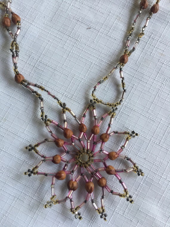 Flower Beads Seed Bead Necklace Beadwork Necklace,Woven Bead Necklace,70s Necklace,Flower Necklace,Bead Work Necklace,70 Beadwork Necklace