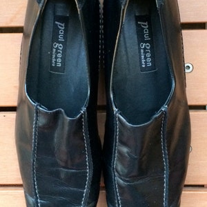 Schwarzer Slip On, schwarze Loafers, flache Stiefel, Gummisohle, Karree, niedrige Stiefel, Stiefel, englische Stiefel, Rockschuhe, englische Schuhe, Mod Stiefel