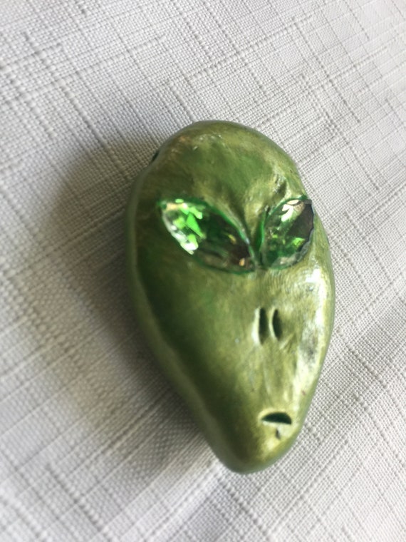 Alien Pendant,ET Pendant,Face Necklace,UFO Pendant