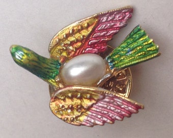 Jewelry Pins, Pin Jewelry, Enamel Pin, Pearl Pin, Bird Pin, Vintage Pin, Collar Pin, Enamel Brooch, Lapel Pins, Tie Tacks, Bird Tie Tack