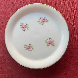 Small Dish, Dainty Dish, Trinket Dish, Floral Dish, Tea Bag Rest, Tiny Plate, Trinket Plate, Tiny Dish, Ring Dish, Spoon Rest, Tea Gift
