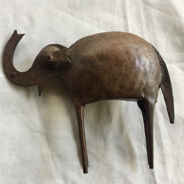 Metal Sculpture, Elephant Sculpture, Elephant Art, Elephant Decor, Metal Elephant Art, Metal Art, Animal Art, Bronze Sculpture, Mantle Decor