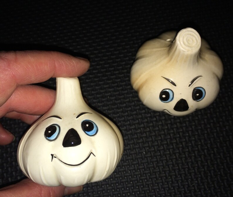 Novelty Shaker, Retro Shaker, Vitlöksshaker, Kökskonst, Vitlökslampa, 50-talskök, Keramisk Shaker, Kitschkök, Samlarshaker, bild 5