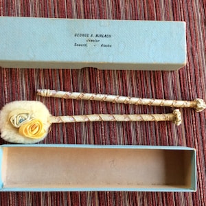 Antique Powder Puff, Vintage Powder Puff, Vanity Tool, Vintage Cosmetic, Powder Puff, Beauty Tool, Cosmetic Tool, Antique Cosmetic, Vanity