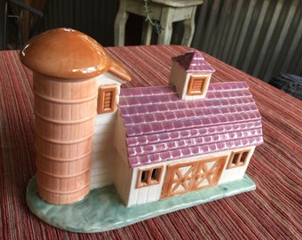 Ceramic Barn, Porcelain Barn, Byron Mold, Ceramic House, Ceramic Cottage, Mini Barn, Miniature Barn, Farm Statue, Farm Art, Barn Art, Barn