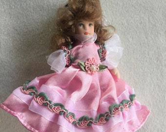 Porcelain Doll, Ceramic Doll, Jointed Doll, Princess Doll, Fancy Doll, Elegant Doll, Retro Doll, Four Inch Doll, Party Doll, Blonde Doll