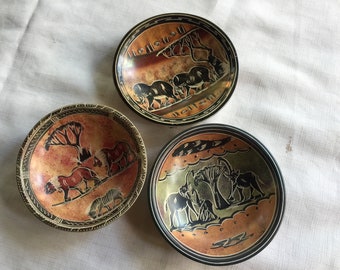 Africa Bowl, Africa Decor, Africa Art Bowl, Africa Kitchen, Serengeti Decor, Soapstone Bowl, Animal Bowl, Exotic Bowl, Art Bowl, Earthy Bowl