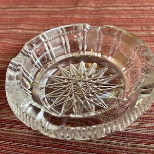 Crystal Ashtray, Clear Glass Ashtray, Starbust Ashtray, Clear Trinket Dish, Heavy Clear Ashtray, Elegant Trinket Dish, Retro Clear Ashtray