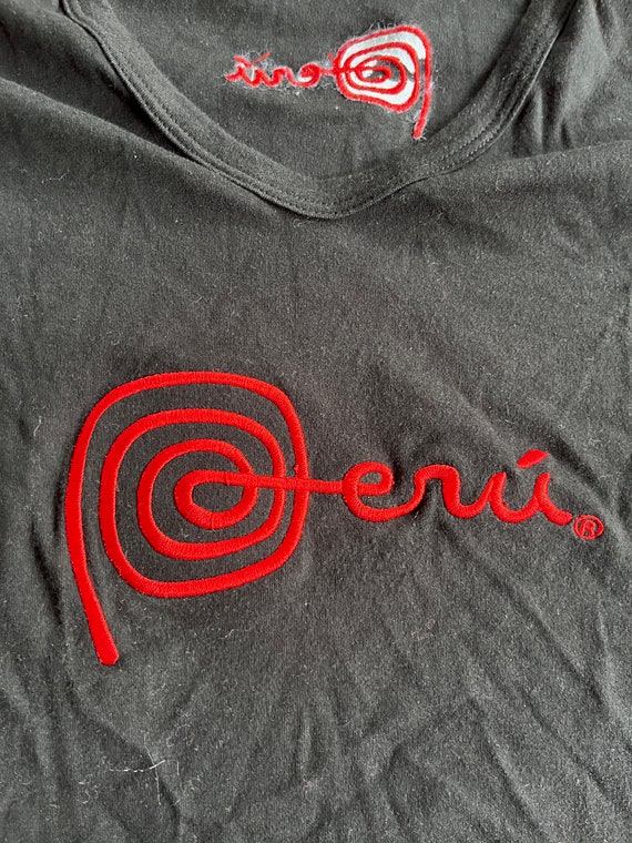 Peru Top, Black Top, Peru Logo Top, Sleeveless Black Top, Black Red Top, Logo T-shirt, Casual Black Top, Peru Brand, Black T-Shirt, Peru