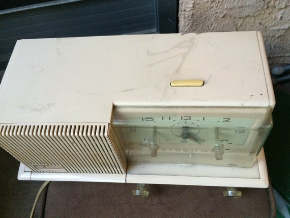Amazon.com: GE FM/AM Electronic Digital Clock Radio 7-4612