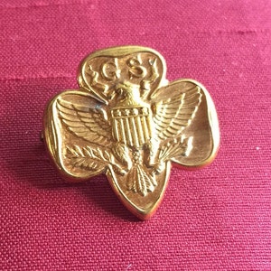 Girl Scout Pin, Brownie Pin, Girl Scout Badge, GIrl Scout Gift, Girl Scout Jewelry, Brownie Badge, Brownie Brooch, Girl Scout Brooch