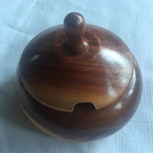 Round Lidded Box, Round Wood Box, Wood Sugar Bowl, Round Box, Sugar Jar, Sugar Container, Wood Lidded Bowl, Sugar Bowl, Lidded Sugar Bowl