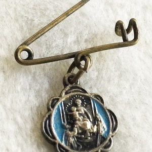 Holy Family Pin, Jesus Pin, Italy Pin, Jesus Lapel PIn, Holy Pin, Religious Pin, Jesus Brooch, Italy Jesus Pin, Mother Mary Pin, Lapel Pin,