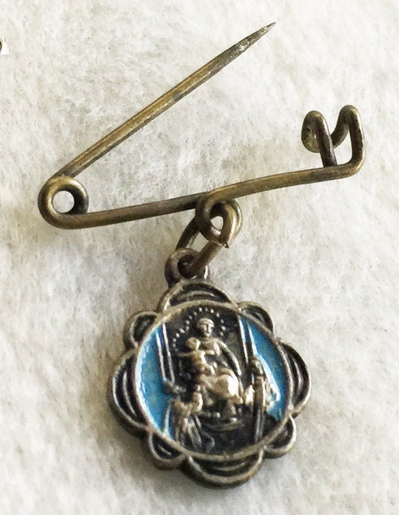 Holy Family Pin, Jesus Pin, Italy Pin, Jesus Lape… - image 1