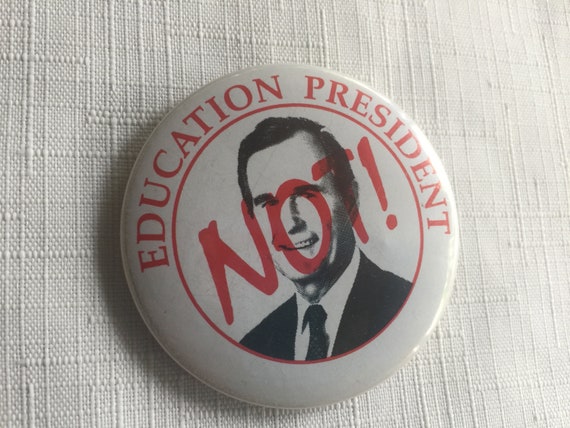 President Pin, Political Pin, Pinback Political, 80s Political Pin, Presidential Button, President Bush, Democrat Pin, Political Button