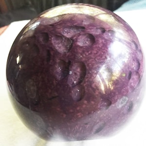 Blown Paperweight, Glass Paperweight, Glass Globe, Desk Art, Art Glass, Art Glass Globe, Round Glass Art, Glass Sculpture, Paperweight Decor