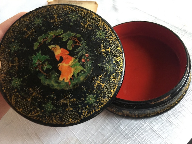 Painted Box,Small Jewelry Box,Small Trinket Box,Russia Decor,Russia Jewelry Box,Russia Box Trinket Box,Decorative Box,Ring Box