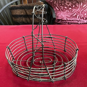 Metal Basket, Wire Basket, Egg Basket, Farm Basket, Shabby Chic Decor, Farmhouse, Fruit Basket, Cottage Chic, Storage Basket, Accent Basket