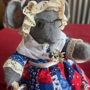 Mouse Doll, Stuffed Mouse, Christmas Mouse, Fabric Mouse, Felt Mouse, Mouse Toy, Plush Mouse, Mouse Gift, Christmas Doll, Xmas Doll, Mouse