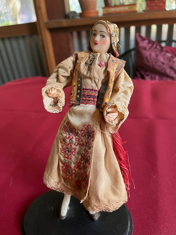 ルーマニア人形、ヨーロッパ人形、国際的な人形、民芸人形、ルーマニア
