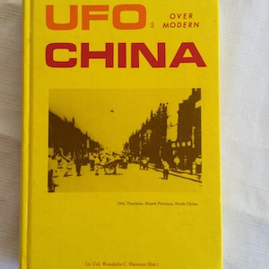 Chinese Book, Flying Saucer Book, Ufo Book, Paranormal Book, UFO, Ufo Sighting, Extraterrestrial, Flying Saucer, Phenomena Book, UFO China