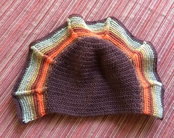 Bonnet au crochet, Bonnet au crochet, Bonnet au crochet, Chapeau d'hiver, Chapeau d'automne, Bonnet marron, Chapeau marron, Bonnet ton terre, Bonnet marron, Bonnet, Bizarre