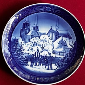 Royal Copenhagen, Christmas Plate, Denmark Gift, Holiday Plate, Holiday Wall Art, Christmas Art, Collectible Plate, Xmas Plate, Danish Gift
