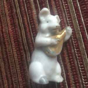 Pig Art, Tiny Pig, Pig Figurine, Pig Figure, Porcelain Pig, Tiny Ceramic Animal, Mini Animal, Miniature Animal, Miniature Pig, Mini Pig