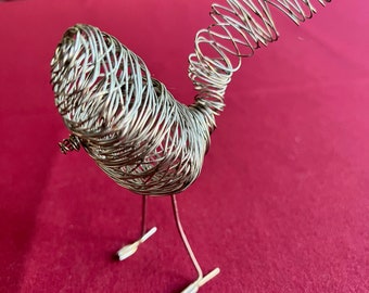 Bird Sculpture, Metal Art, Bird art, Wire Bird, Bird Figurine, Desk Art, Bird Gift, Bird Lover, Nature Art, Modern Bird Art, Wire Art