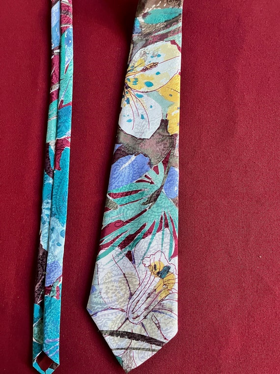 Floral Necktie, Pastel Necktie, Flower Necktie, 70s Necktie, Colorful Necktie, Pink  Necktie, 60s Necktie, Mod Necktie, Grey Necktie, Dapper