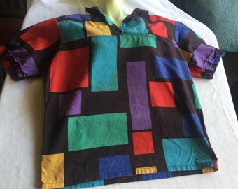 Top gráfico, top estampado gráfico, top abstracto, top estampado abstracto, top estampado años 80, blusa estampado negro, blusa estampado años 80, top años 80, blusa años 80