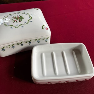 Bathroom Accessory, Ceramic Soap Dish, French Trinket dish, Limoges, French Bathroom, Soap Dish, Porcelain Soap Dish, Porcelain Trinket Dish