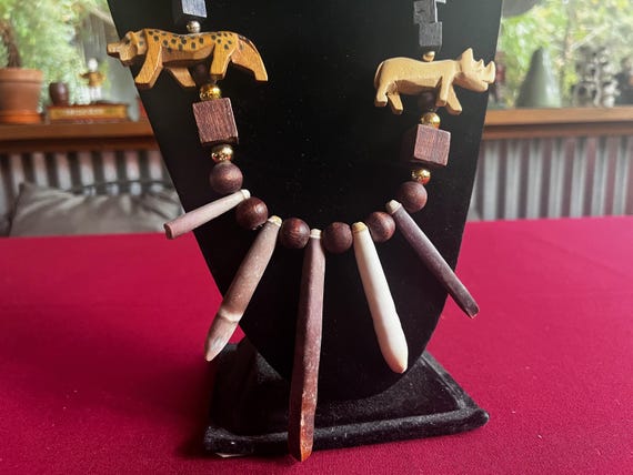 Africa Necklace, Exotic Necklace, Shell Necklace, Tropical Necklace, Animal Necklace, Jungle Necklace, Tribal Necklace, Rhino Necklace View 3