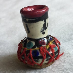 Doll Furniture Accessory, Dollhouse Vase, Doll house Decor, Doll House Vase, Dollhouse Decor, Dollhouse Furniture, Mini Doll Vase, Dollhouse