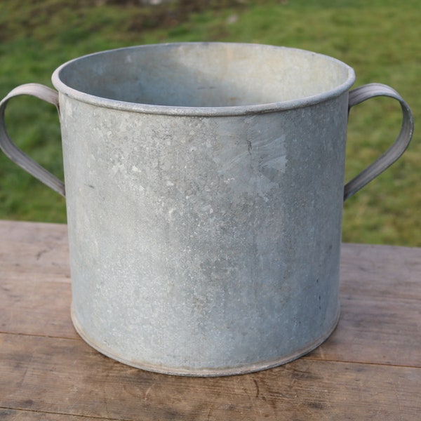 Old Vintage Galvanised Metal Zinc Dog Ear Tub. Perfect Garden Planter. #25