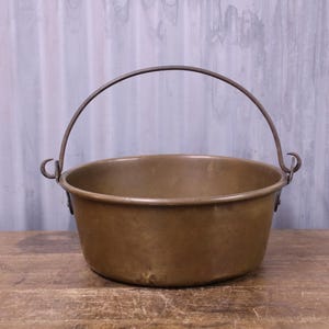 Old Antique Vintage Small Brass Cauldron Tub Container. Garden Planter. #1